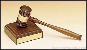 Gavel – Walnut Gavel with Engravable Metal Band 1